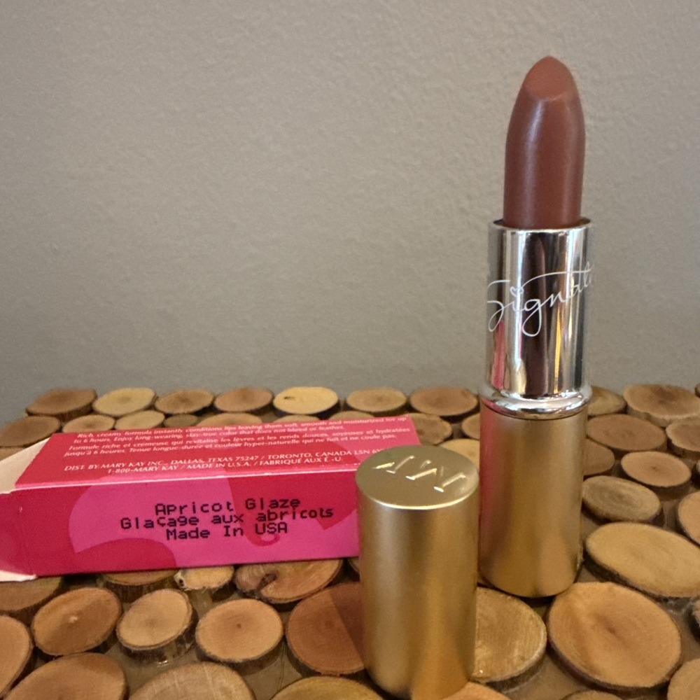 Mary Kay Signature Creme Lipstick‎ APRICOT GLAZE~ New Old Stock